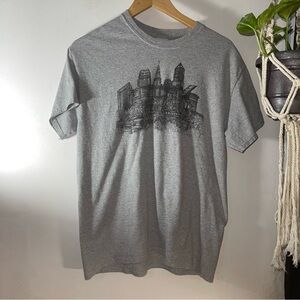 Cleveland OHIO Gildan Heather Gray Cityscape Tee